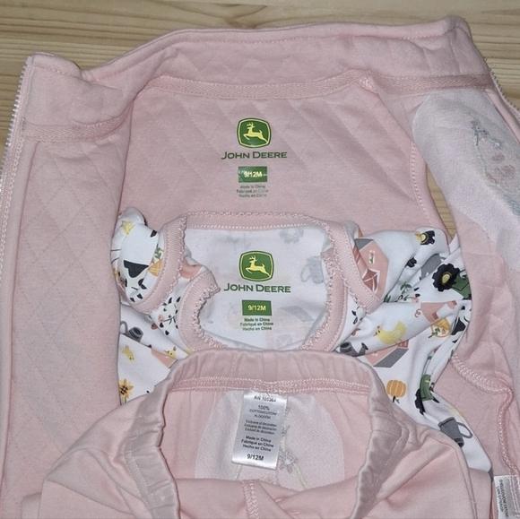 John Deere🐥3pc Set - Picture 5 of 6